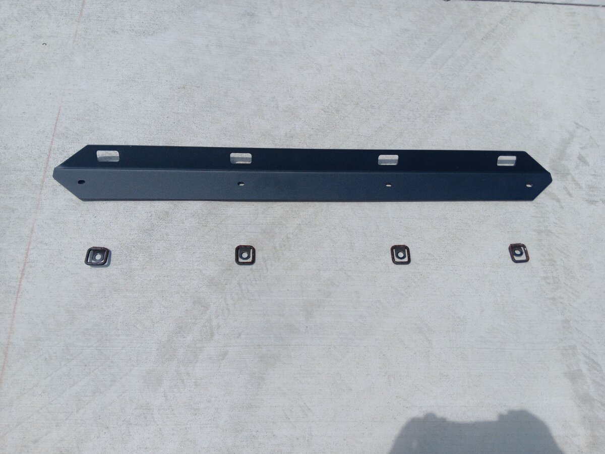 Old vs New Roxor Tie Down.jpg